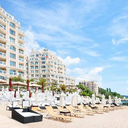 Apartament La Sea View & Beachfront