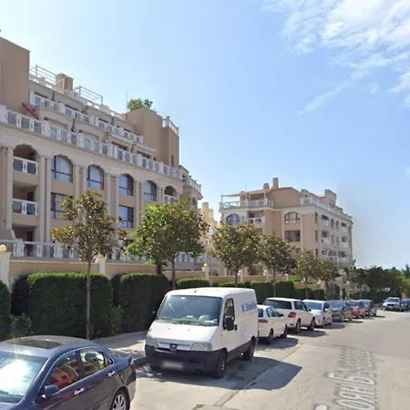 Apartament La Sea View & Beachfront