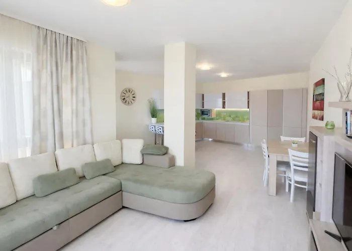 Apartment La Sea View & Beachfront Varna